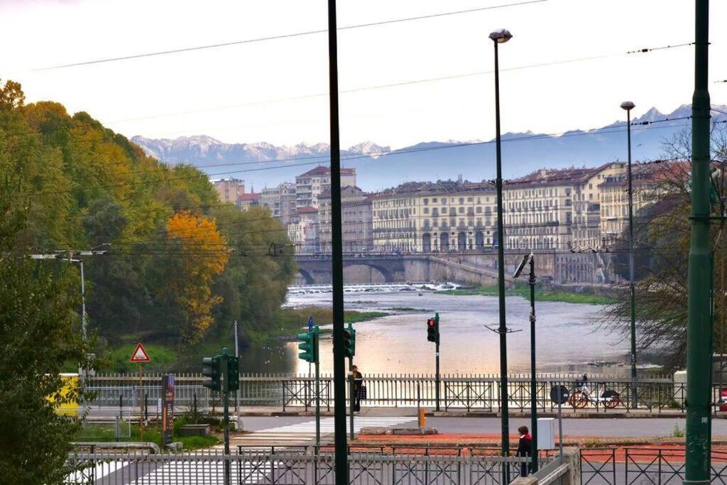 Centro - Vista Piazza Vittorio / Wi-Fi & Netflix Apartment Turin Exterior photo